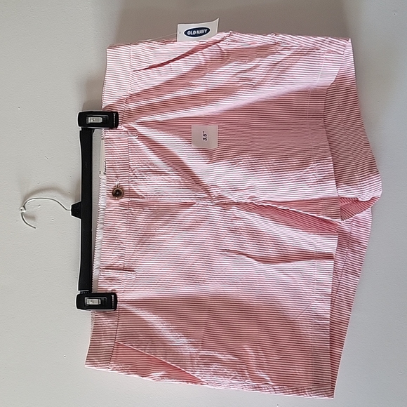 Old Navy Everyday Short